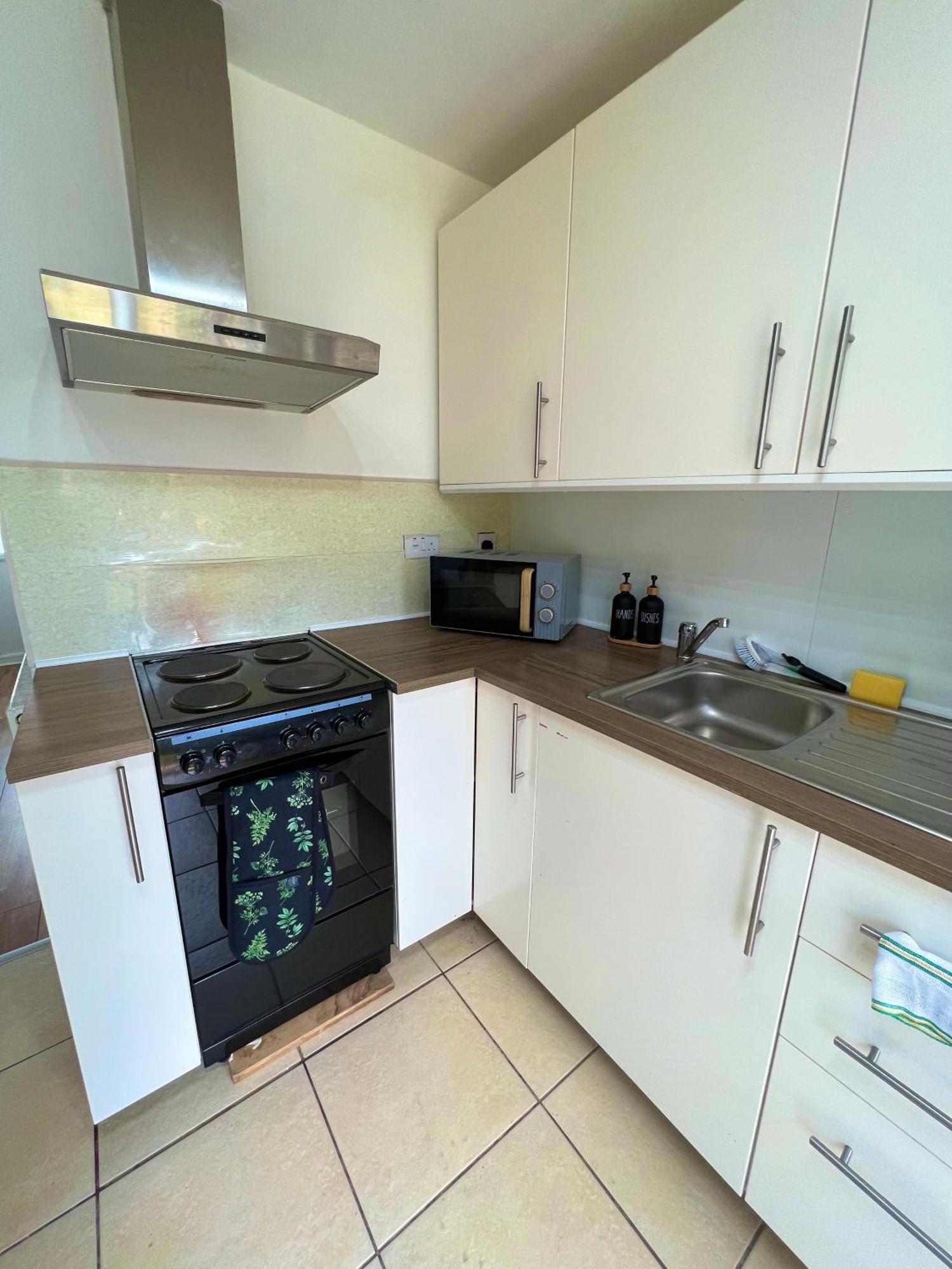 The Ultimate Home Away From Home Birmingham Extérieur photo